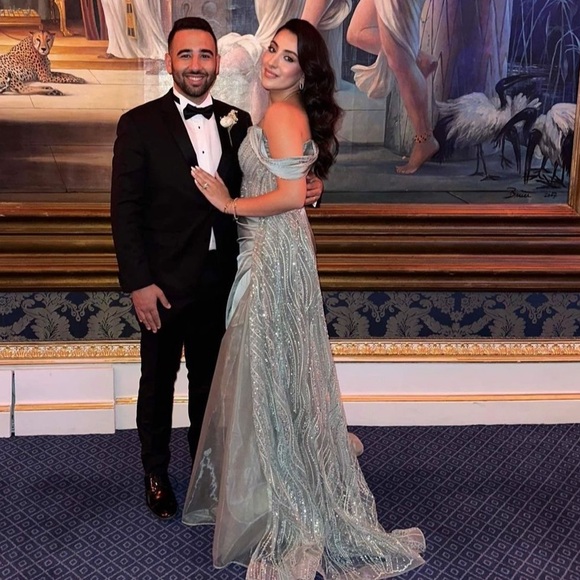 Catwalk couture beaded beaded evening gown - Picture 6 of 9